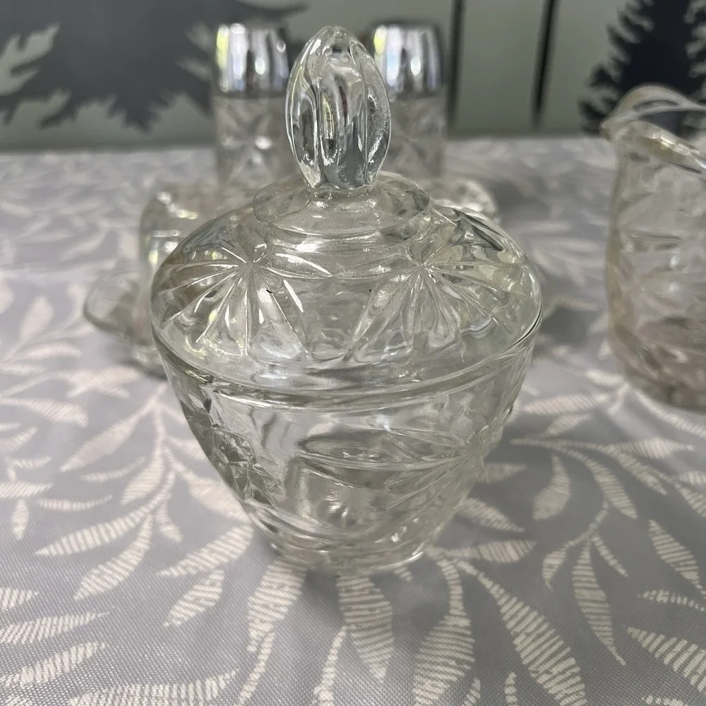 ANCHOR‎ HOCKING EARLY AMERICAN PRESCUT DAVID'S STAR 7 PIECE TABLE SERVICE SET